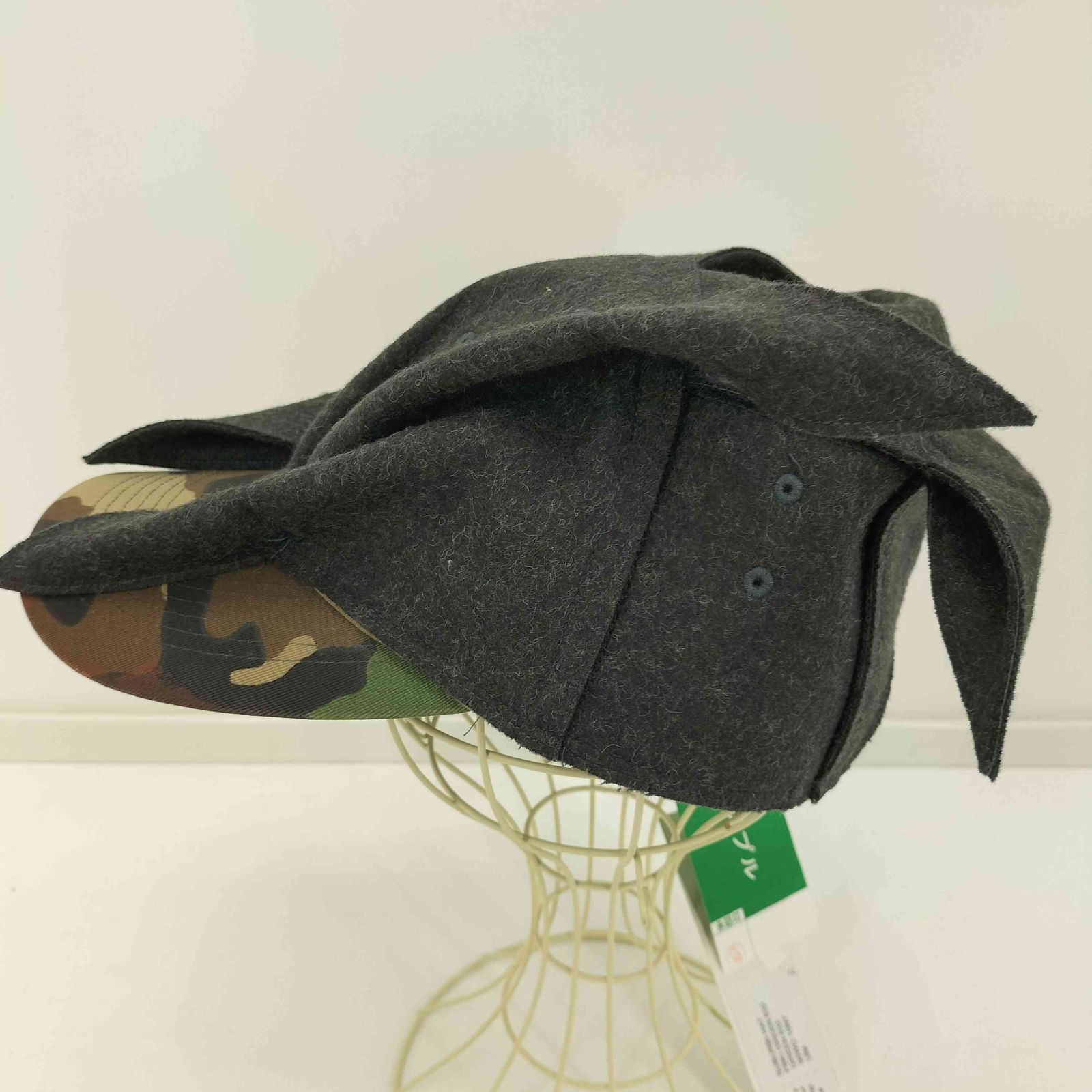 ベルンハルトウィルヘルム BERNHARD WILLHELM SUBURBI HAT メンズ 表記