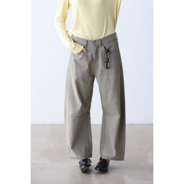 KELEN (ケレン) | CURVE DESIGN COLOR DENIM 
