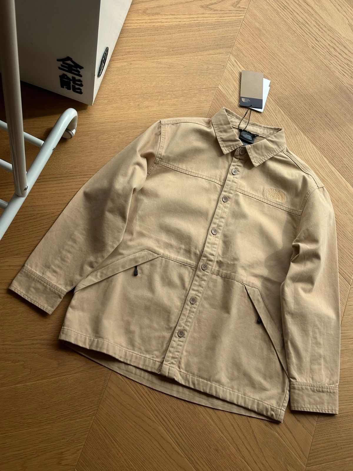 The North Faceザ ノース フェイス UEパイオニアデザイン メンズシャツ 薄手シャツジャケット