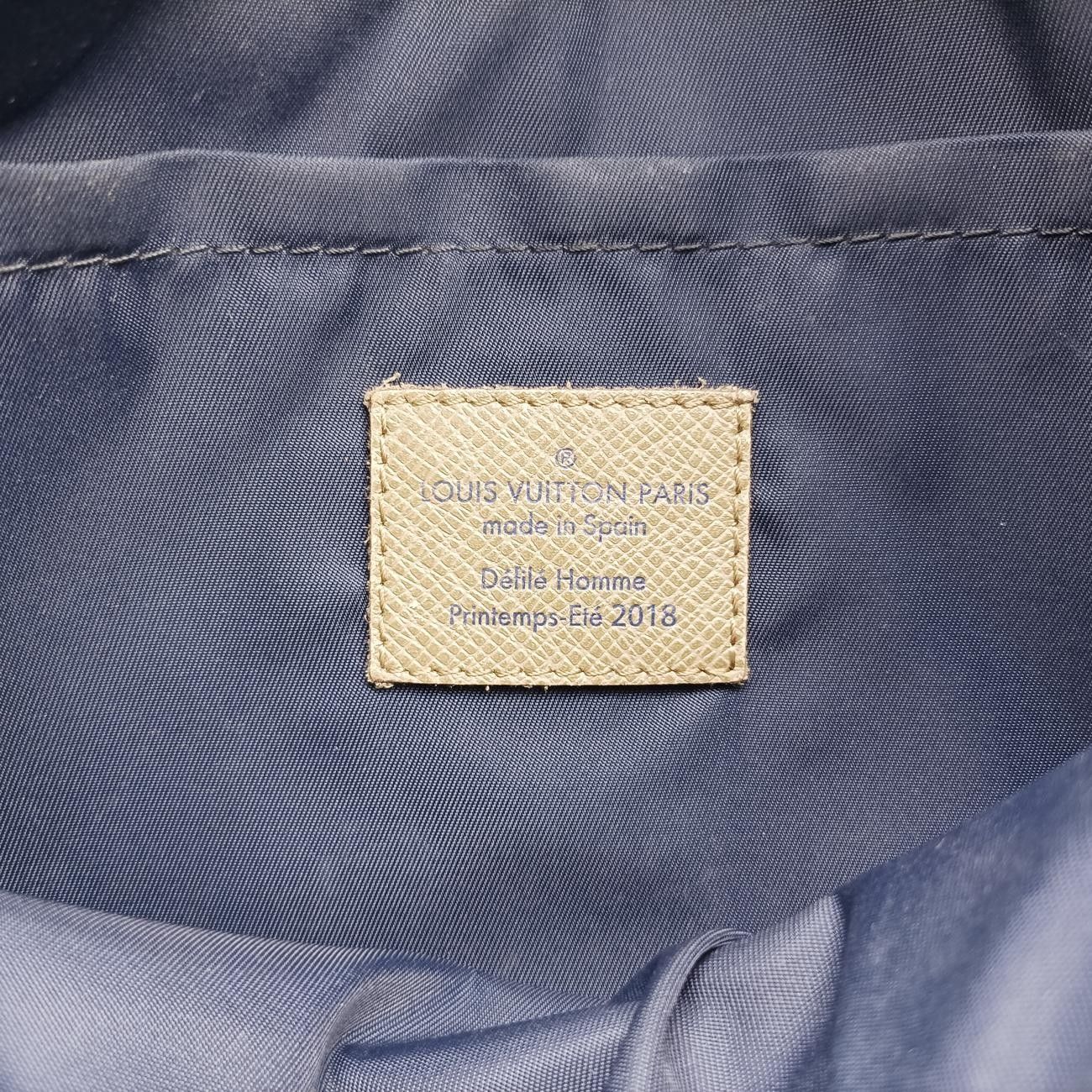 VuittonメッセンジャーPMブルーモノグラムキャンバス×レザーM43829CA4127