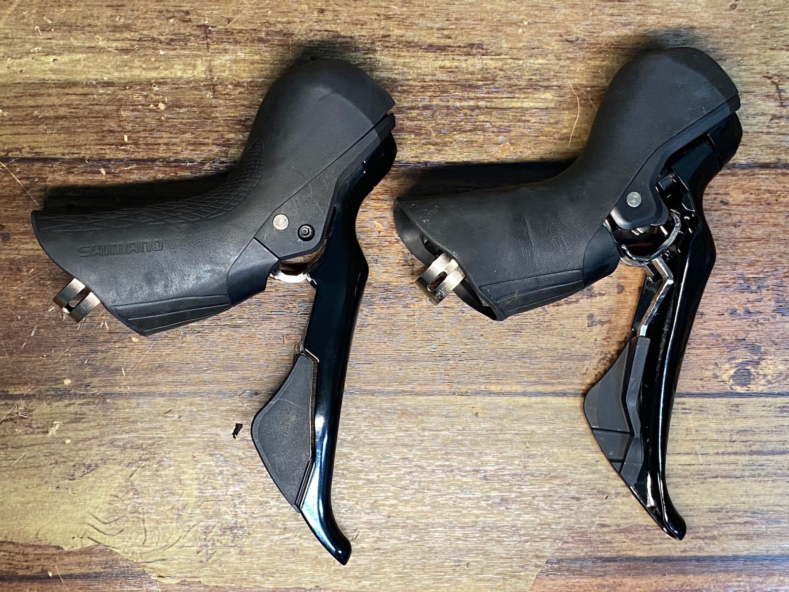 105 STIレバー】 ST-R7020 2x11s 左右セット JH588 シマノ SHIMANO 105