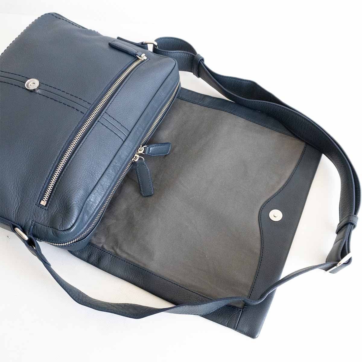 美品】土屋鞄 【プロータ 防水 ショルダー バッグ】【ネイビー】 鞄 