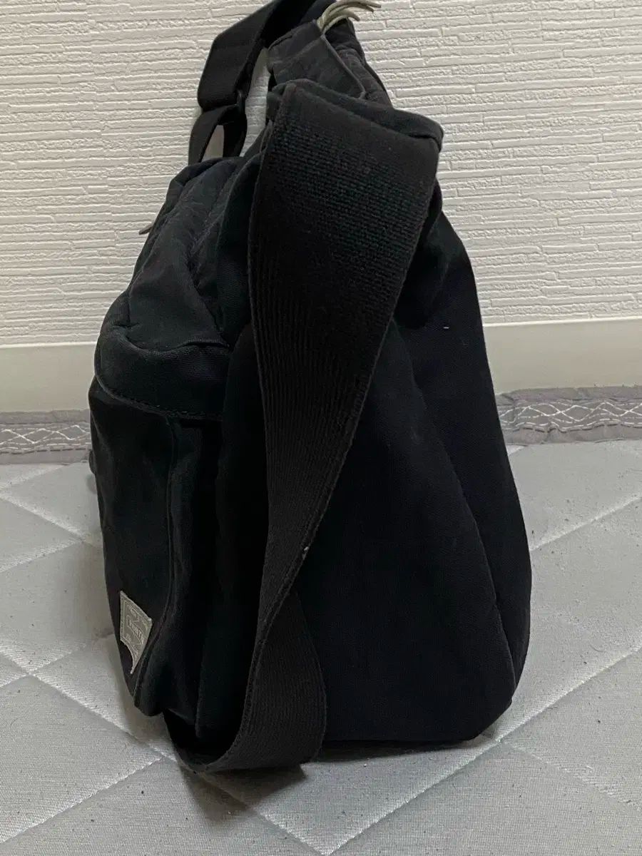 ショルダーバッグ