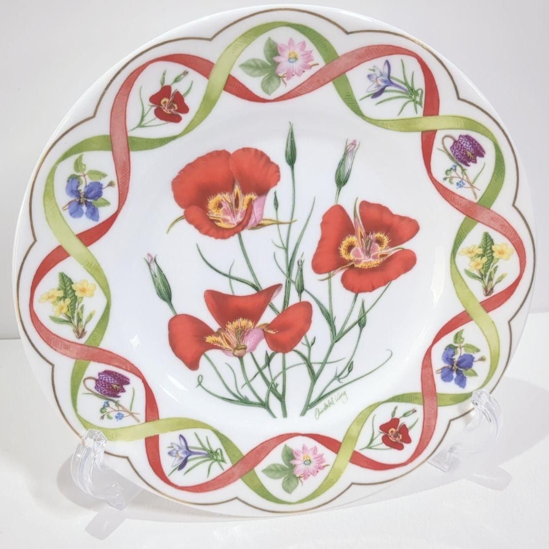 ウェッジウッド 黒壺 フラワーアーティストオブキュープレート 1992 21cm ウェッジウッド 黒壺 フラワーアーティストオブキュープレート 1992