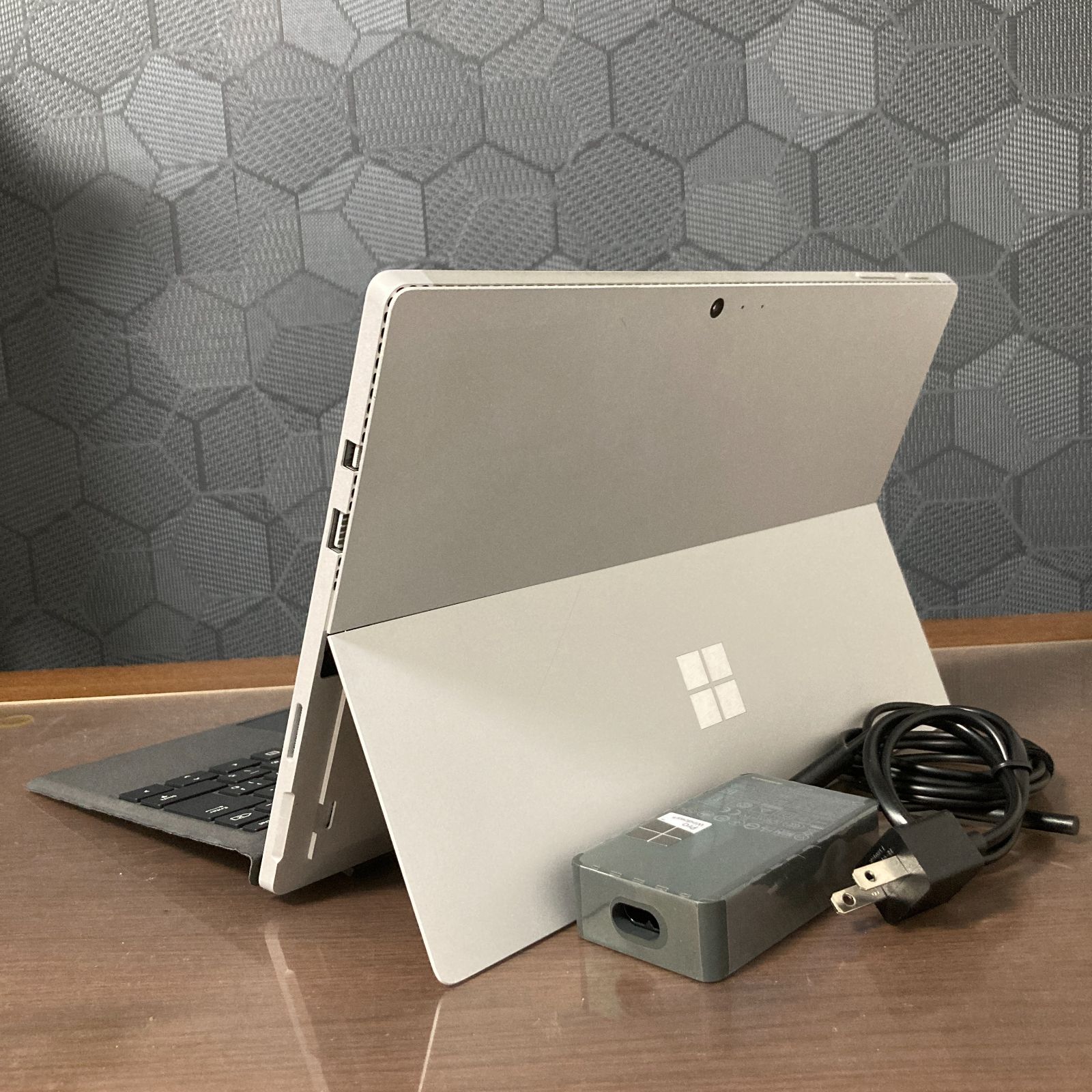 Surface Pro4 128GB/4GB 本体＋ACアダプタ付き（楽天市場