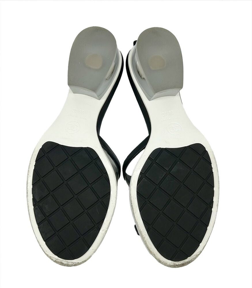 CHANEL ミュール 36 ホワイト CHANEL Vintage CC Logo Sandals Mules #36 Cream White Leather