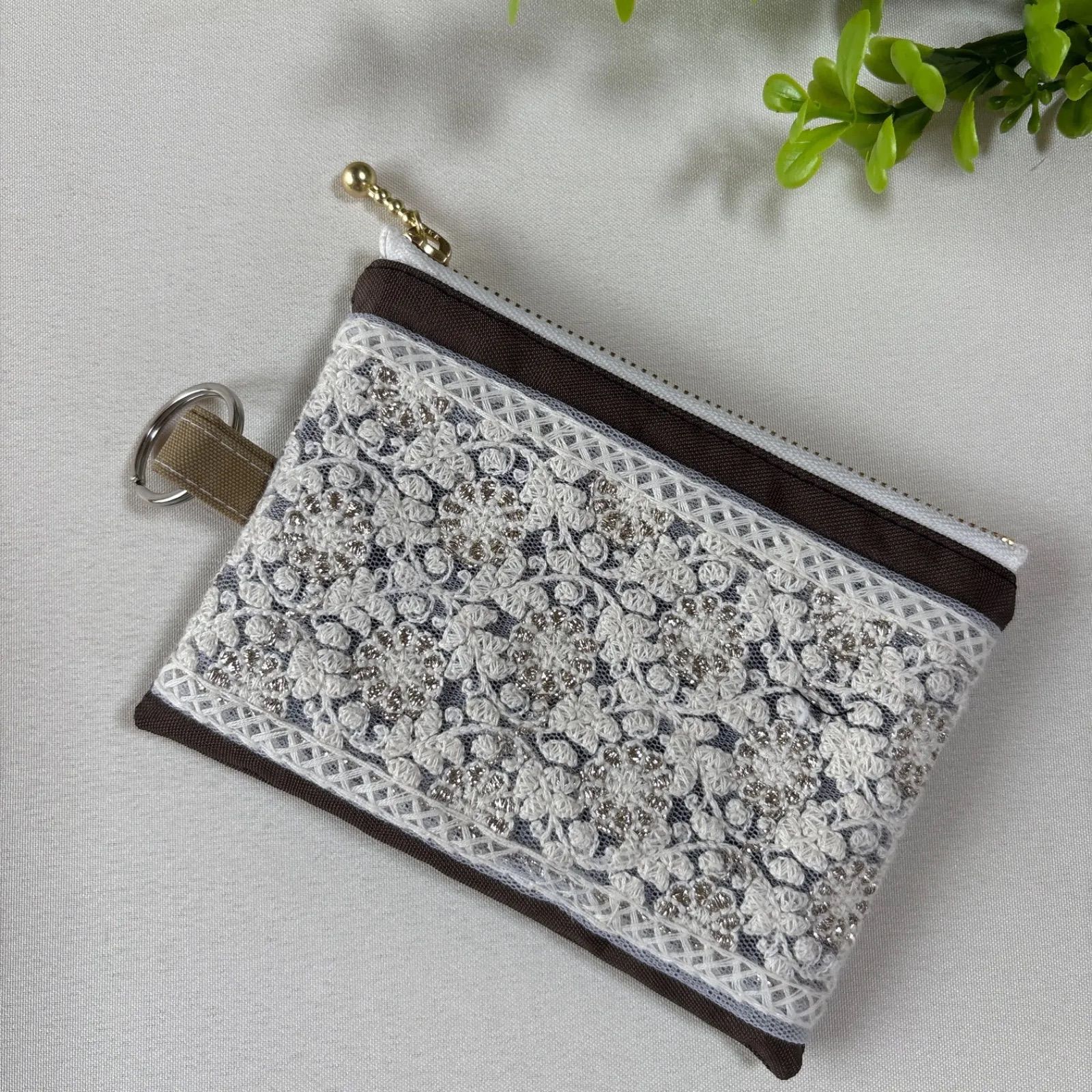 【リュンヌ】インド刺繍リボン・ミニポーチ(S) リュンヌ】インド刺繍リボン・ミニポーチ(S) リュンヌ】インド