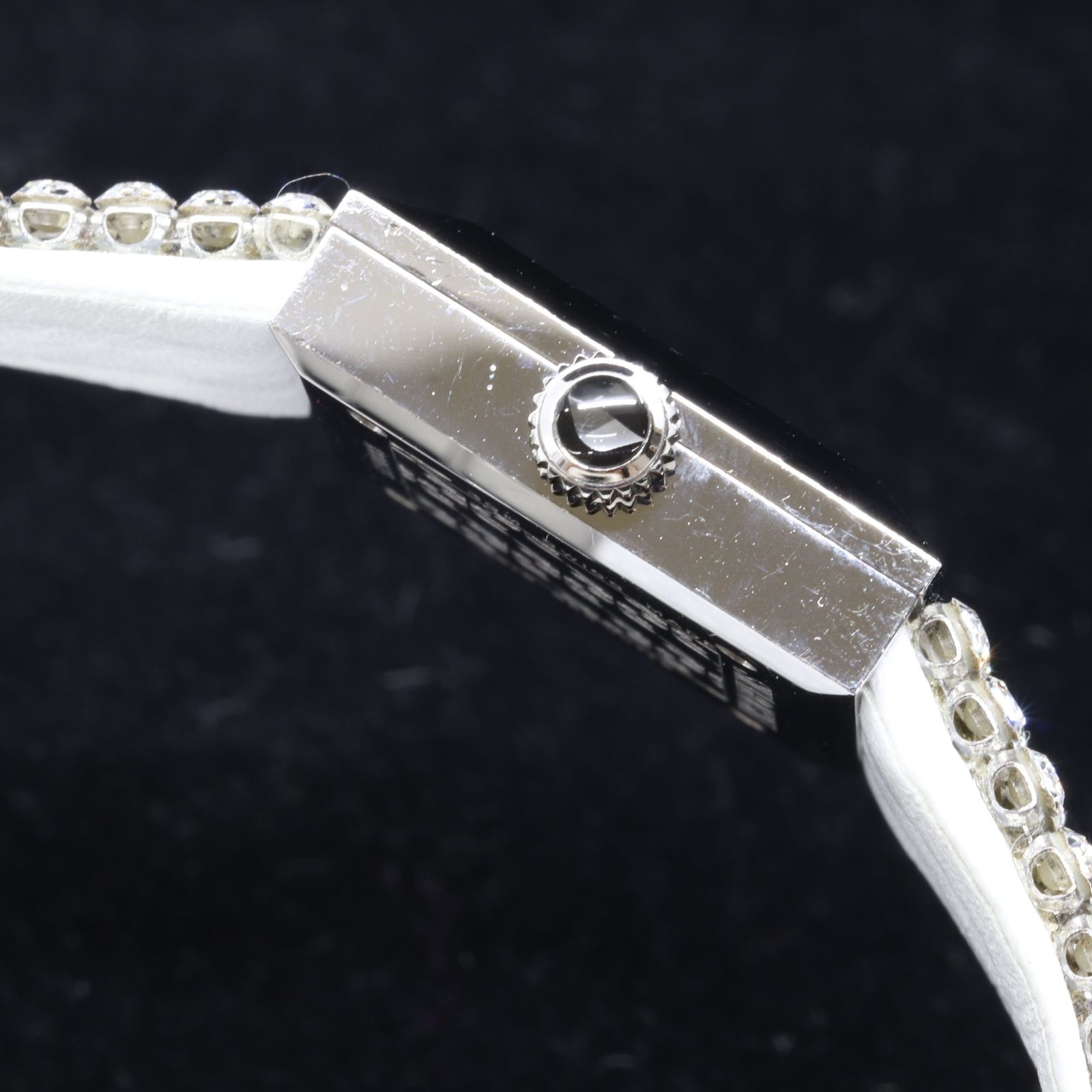 ITS2QXZ3KNAG SWAROVSKI スワロフスキー エリス QZ レザー シルバー