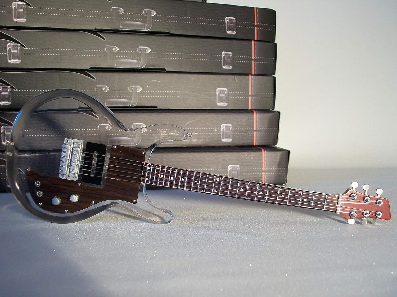 ミニチュア・ギター AXE HEAVEN KR-600