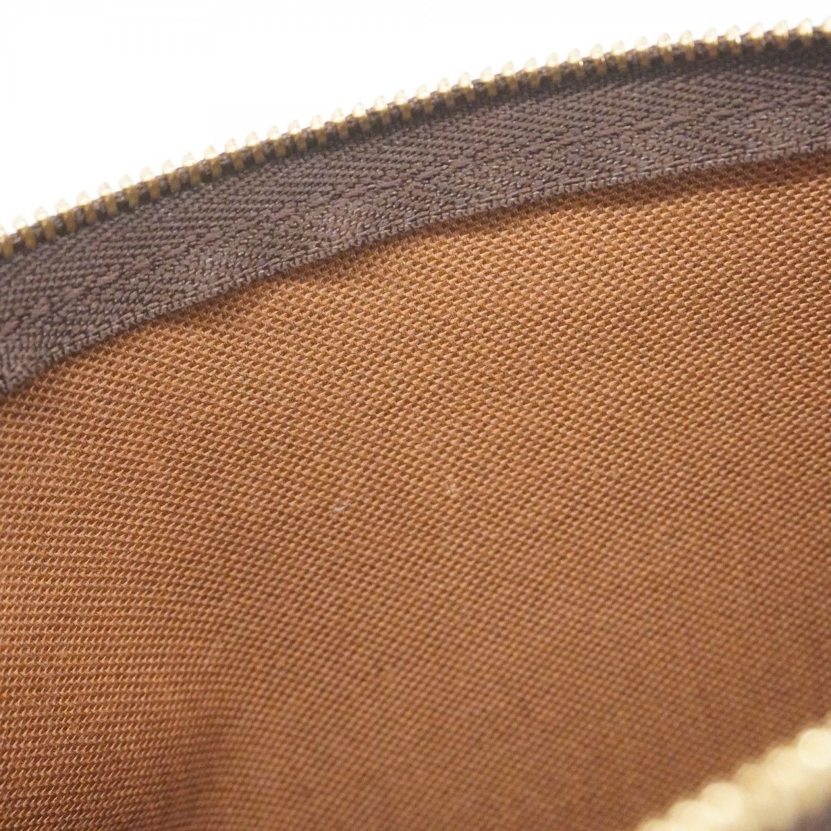 ポシェットアクセソワール