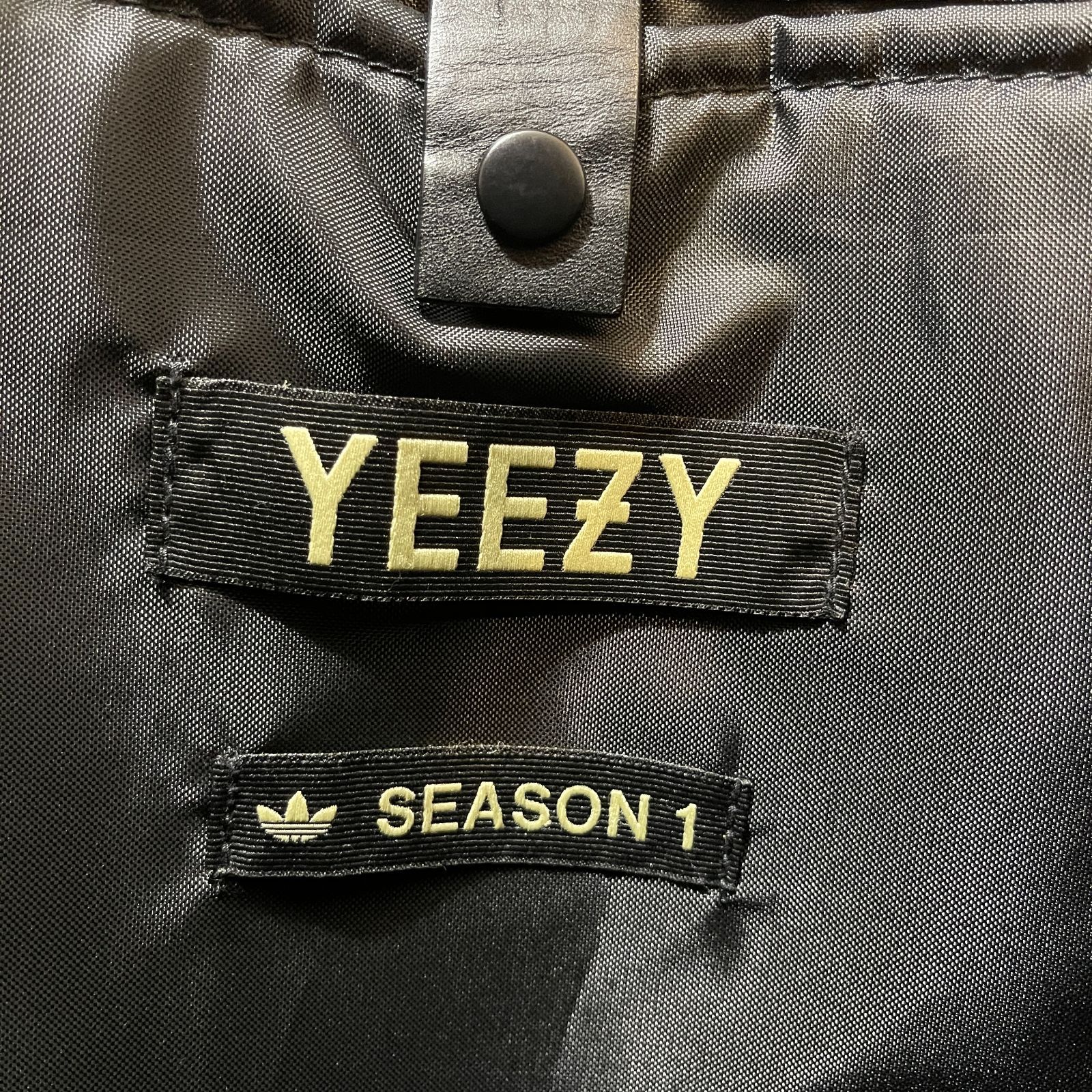 Yeezy（イージー） season1 リュック バックパック ブラック Ao1024 アディダスオリジナルス - メルカリ