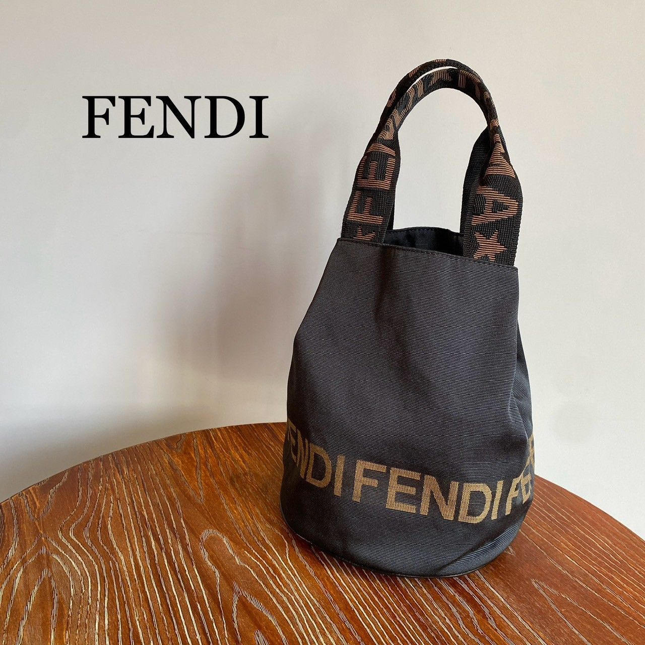 FENDI』フェンディ バケツ型ハンドバッグ - メルカリ
