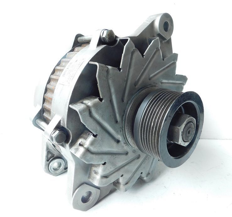 ○オルタネーター○日興 いすゞフォワード用 0-35000-8711/8