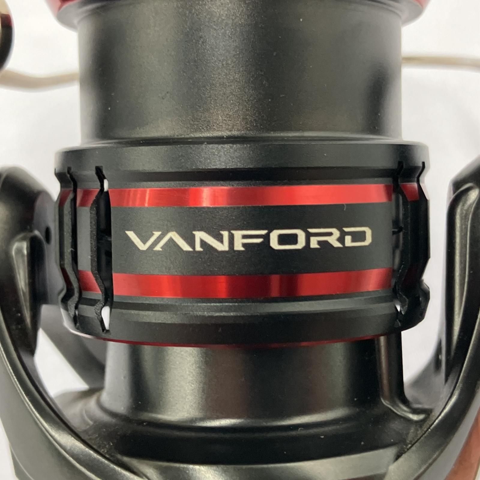 SHIMANO - △△SHIMANO シマノ スピニングリール 20 ヴァンフォード   C2000S 04201 シマノ(SHIMANO) スピニングリール 20 ヴァンフォード C2000S
