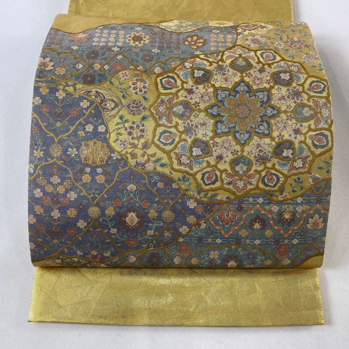 袋帯 名品 華文 草花 箔 金彩 金色 お太鼓柄 正絹