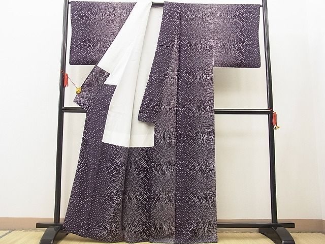 平和屋野田店□上質な小紋 舞葉桜 烏羽色地 逸品 n-zb0228-