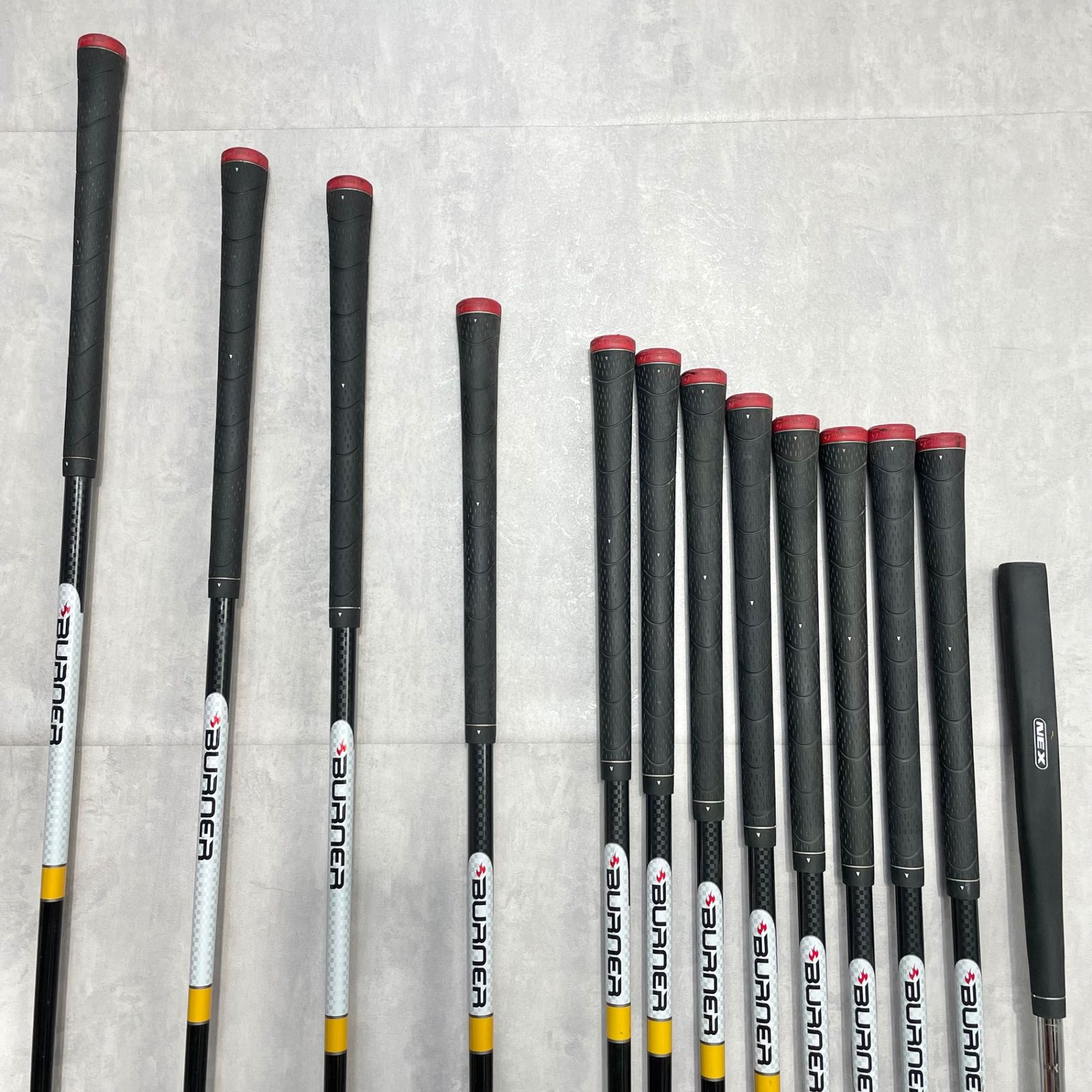 【貴重レフティ】テーラーメイド バーナー ゴルフクラブセット 豪華13本 R 左 貴重レフティ】テーラーメイド バーナー ゴルフクラブセット