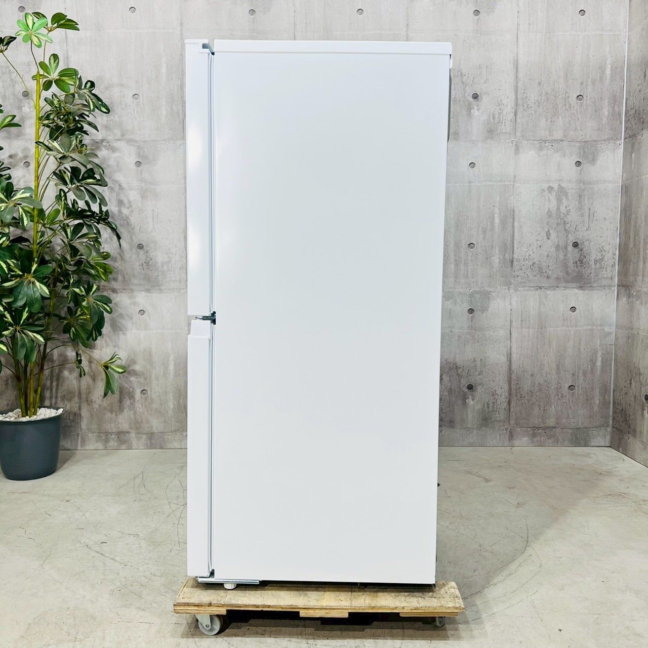 2ドア冷蔵庫 121L