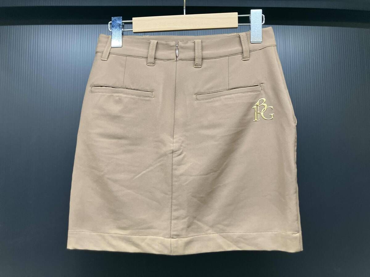 1PIU1UGUALE3 GOLF ウノピュウノウグァーレトレ ゴルフ