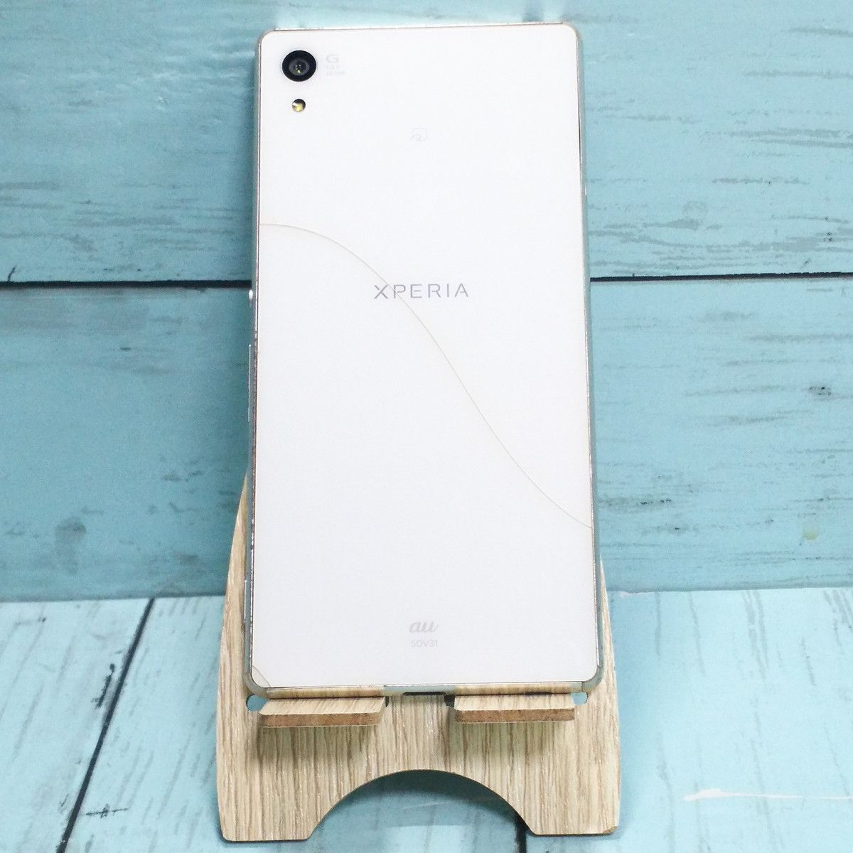 SONY au Xperia Z4 SOV31 White 本体 白ロム SIMロック解除済み SIMフリー 651860