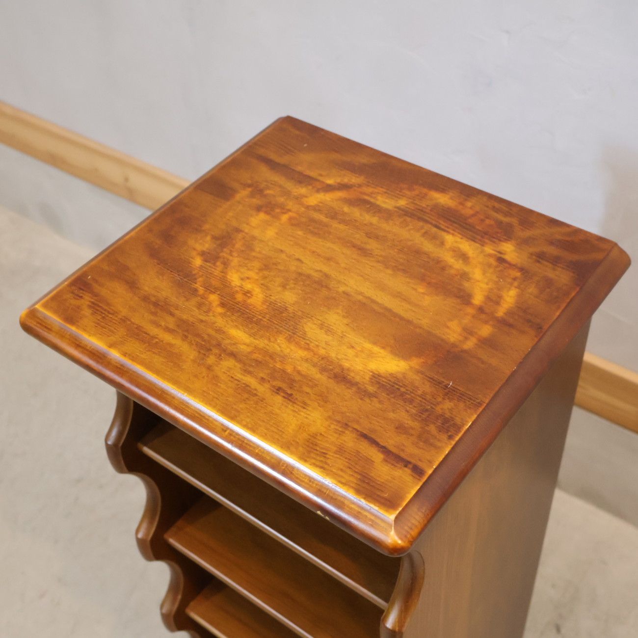 COLONIAL コロニアル