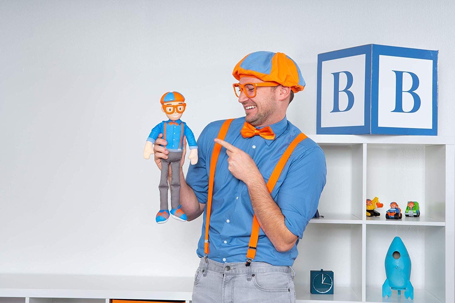 特価セール】曲げられるぬいぐるみ人形 高さ16インチ SFX - Blippi