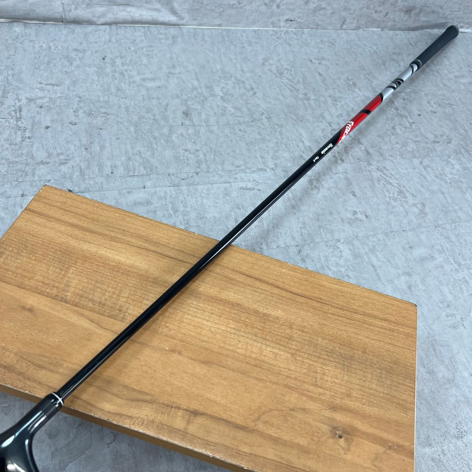ロフト調節可能　Tovasia　トバシア　FDX300　メンズゴルフドライバー　カーボン　R　右利き用　45.5インチ　C-8　約296g ロフト調節可能 Tovasia トバシア FDX300 メンズゴルフ