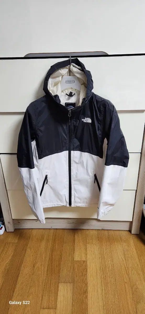 THE NORTH FACE(ザ・ノース・フェイス) レディース フード付き