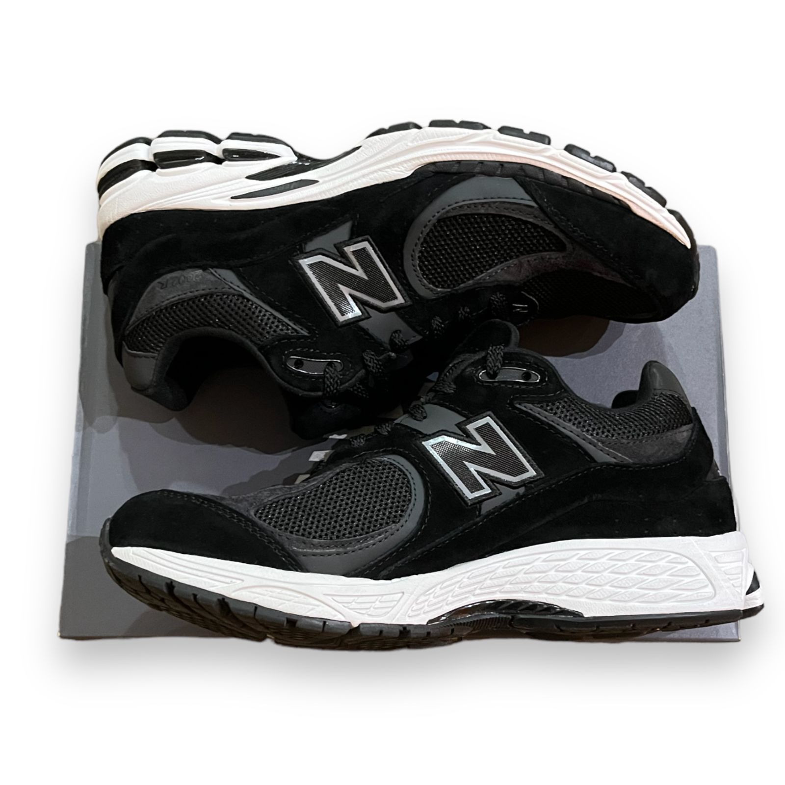 美品　ニューバランスM2002RBK 27.0 New Balance M2002RBK BLACK/WHITE（ニューバランス M2002RBK