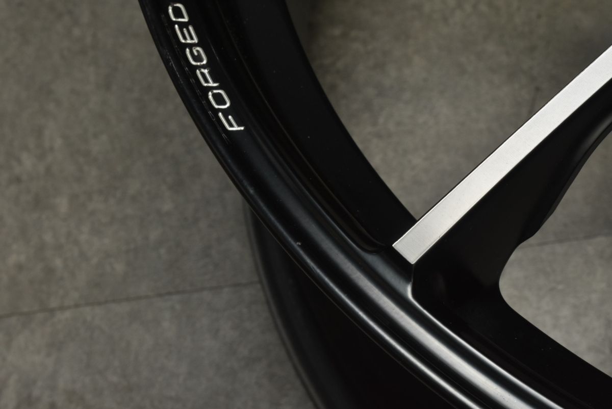 クラウンスポーツ