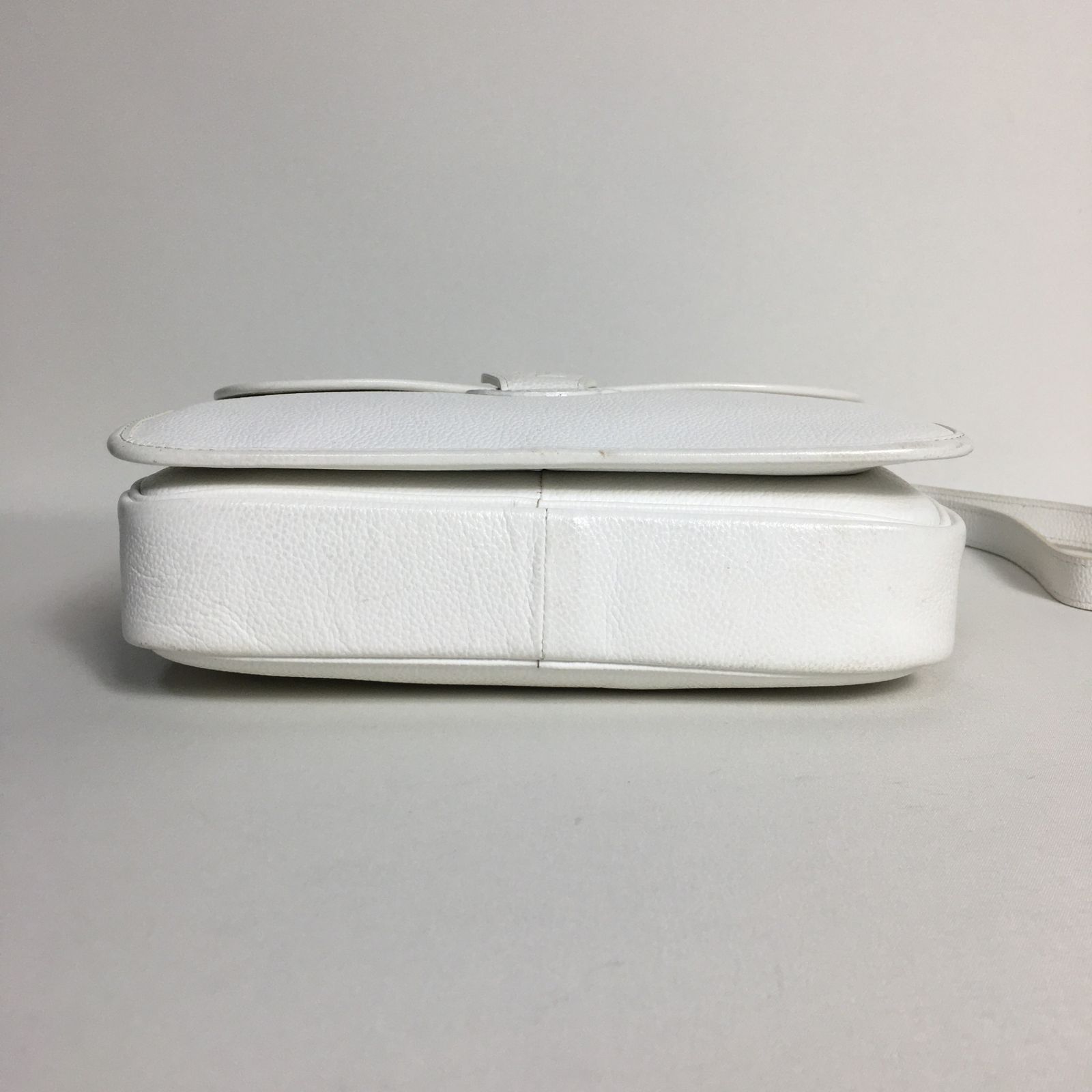 2503-215｜美品｜イヴサンローラン ショルダーバッグ ホワイト YSLロゴ Yves Saint Laurent - 2503-215｜美品｜イヴサンローラン