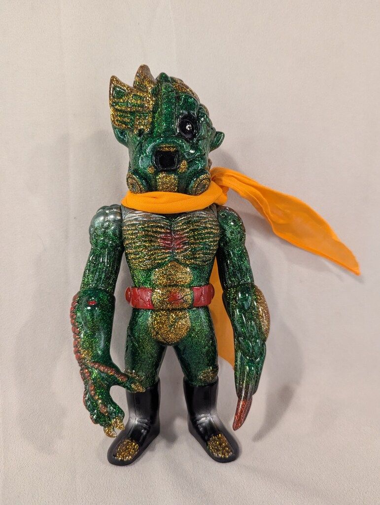 REALHEAD/シカマァク シカ魔シン クリアグリーンラメ成型 - メルカリ