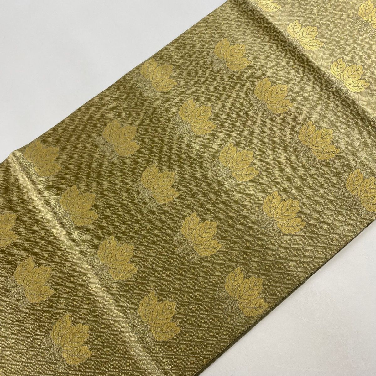 袋帯 美品 逸品 長嶋成織物 落款 瀞金錦 桐 入子菱 本金箔 金色 袋帯 美品 逸品 長嶋成織物 落款 瀞金錦 桐 入子菱 本金箔 金色