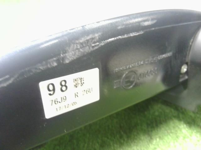 右 運転席