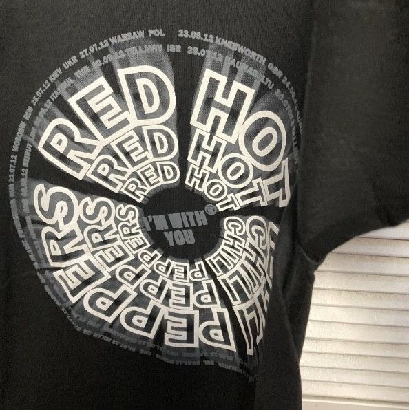 レッドホットチリペッパーズ　両面プリント　古着　Tシャツ レア柄 希少 レッチリTシャツ 両面プリント バンドTシャツ RED