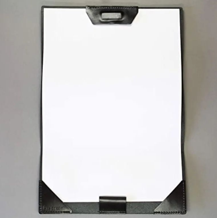 三つ折りレザーポケットホルダー