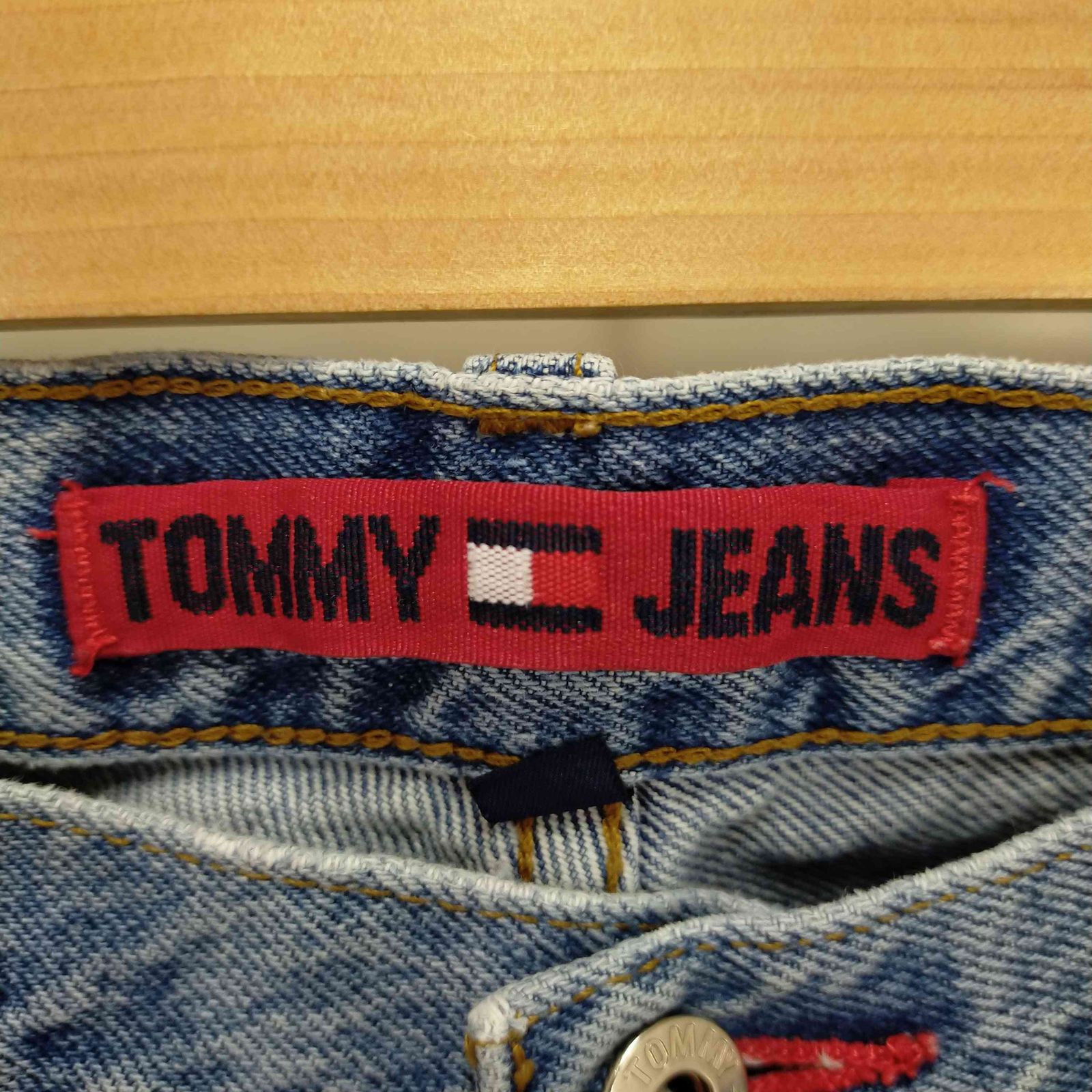 トミージーンズ tommy jeans バギーデニムパンツ メンズ 32/30 - メルカリ