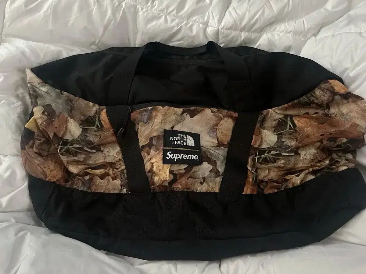 16fw Supreme シュプリーム x THE NORTH FACE ザ ノース フェイス フォールンリーフダッフルバッグ