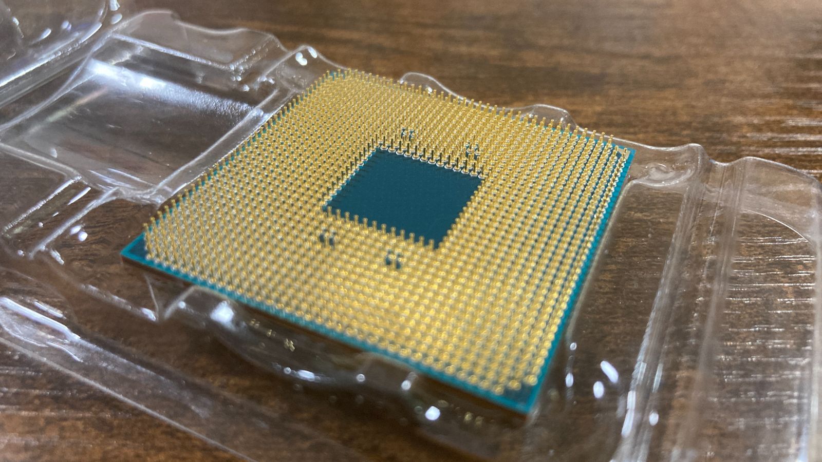 AMD Ryzen 5 1400 中古 CPUグリス付