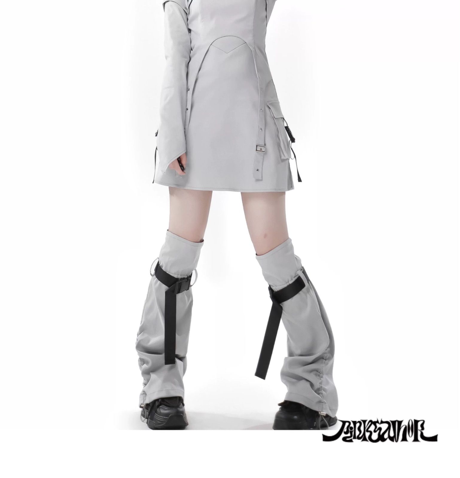 セットアップ 白 黒 モノトーン サブカル 服 y3k サイバー系 パンク