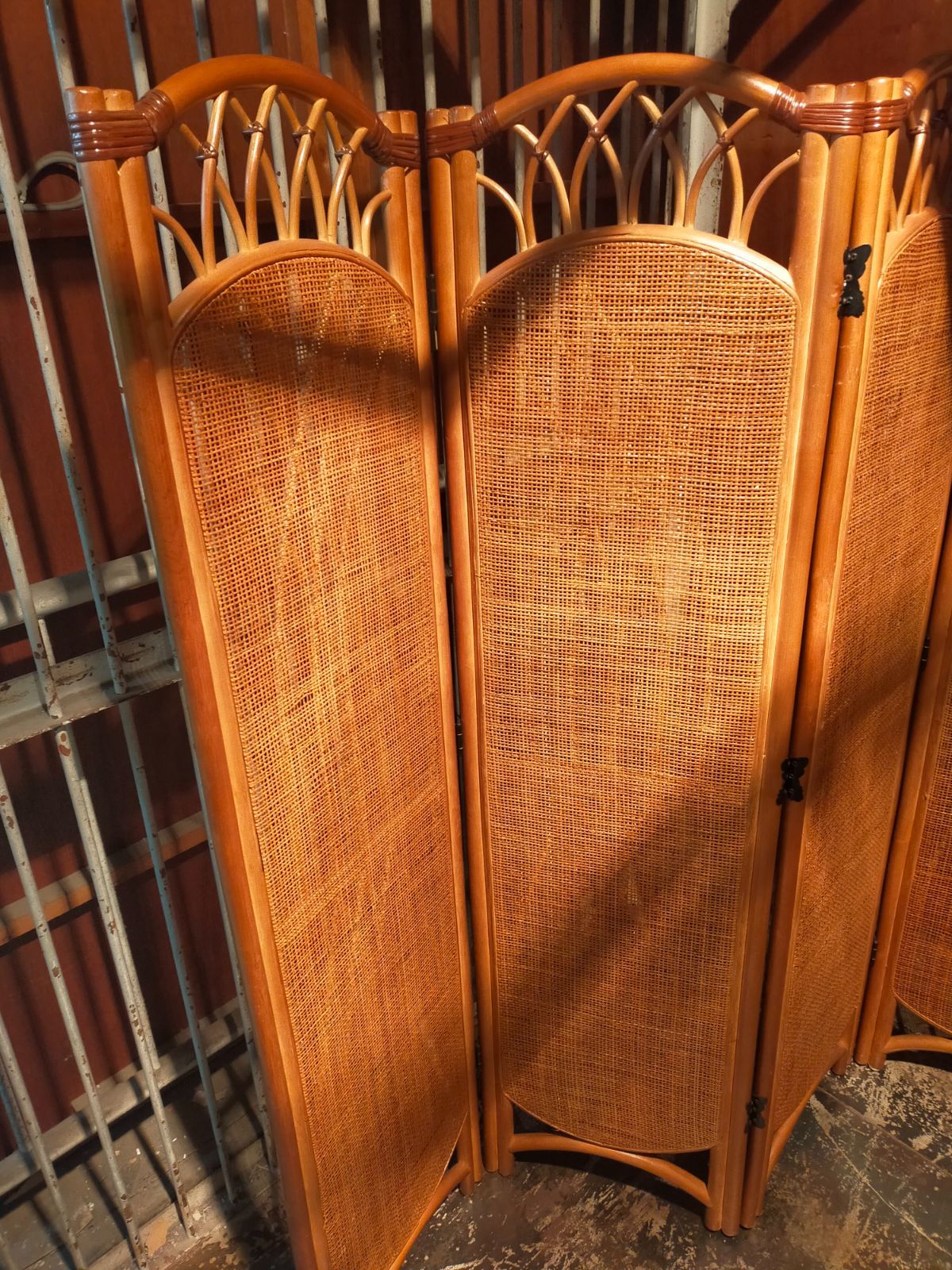 Amazon｜アウトレットファニチャー 東京ラタン 衝立 パーテーション