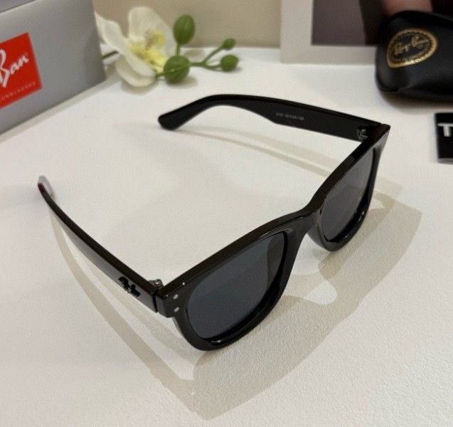 RAYBAN