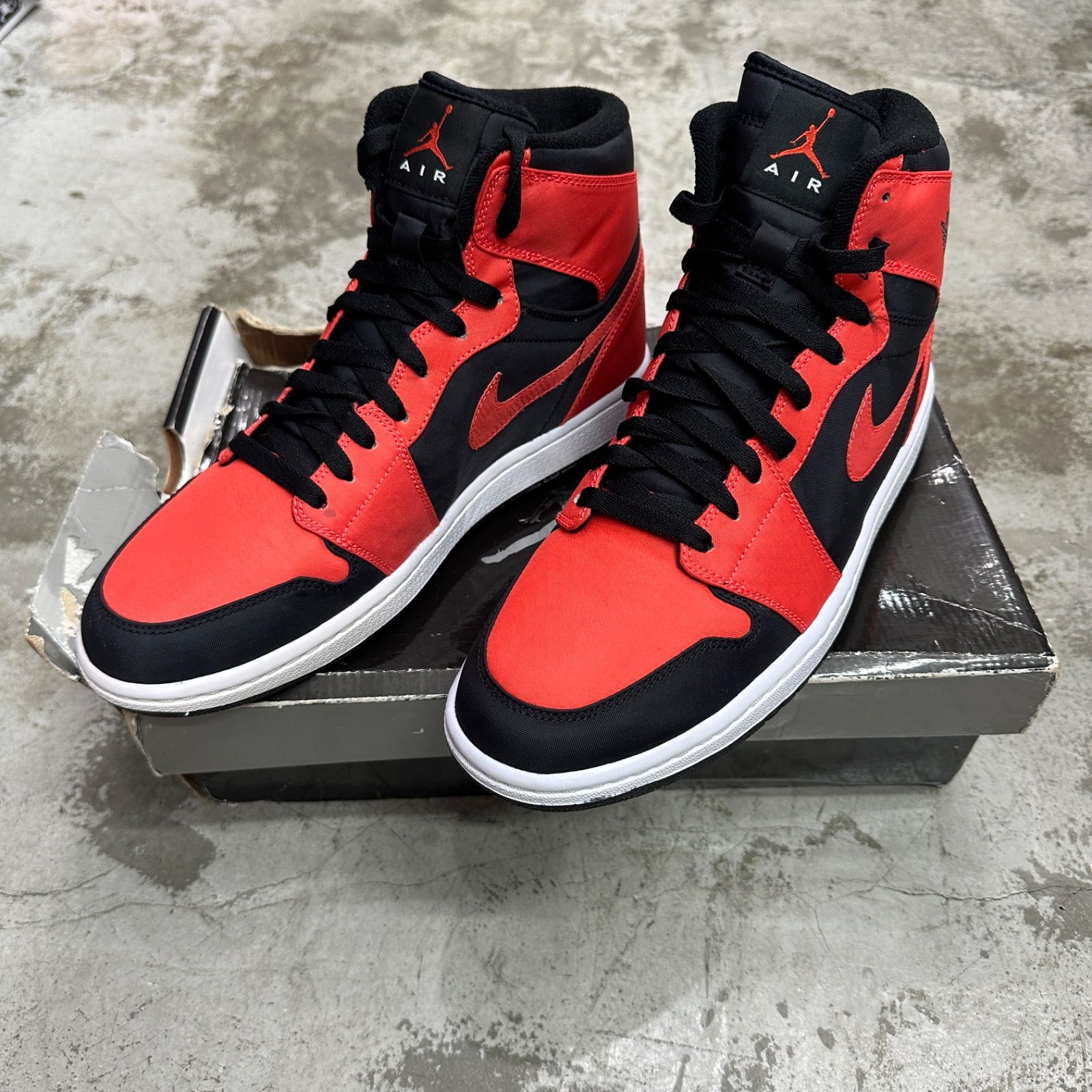 ジョーダン1 スニーカー