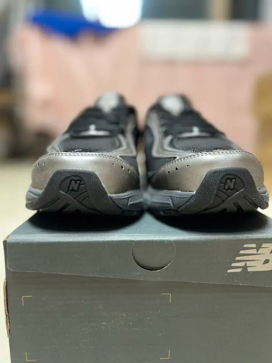 ニューバランス