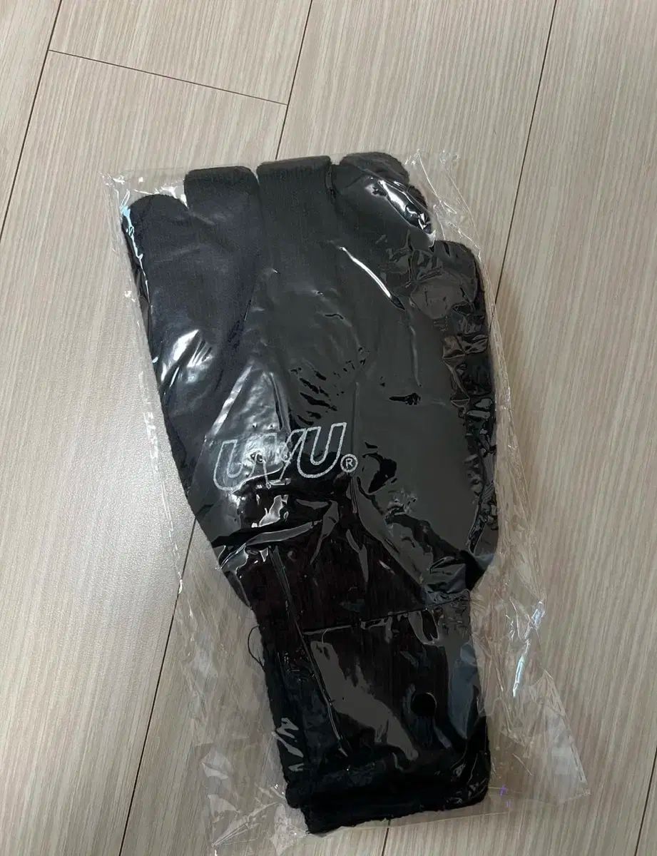 UVU 手袋
