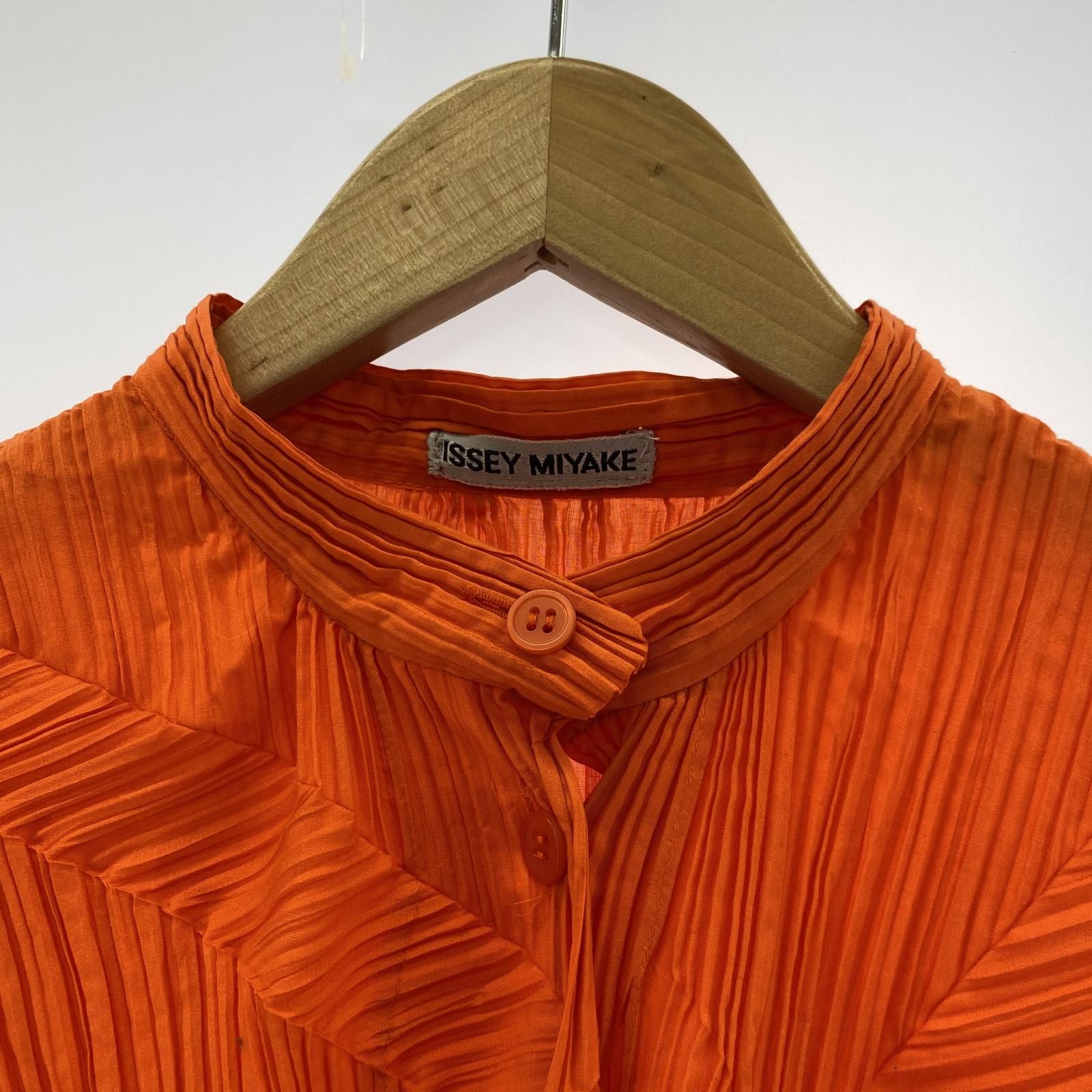 ISSEY MIYAKE