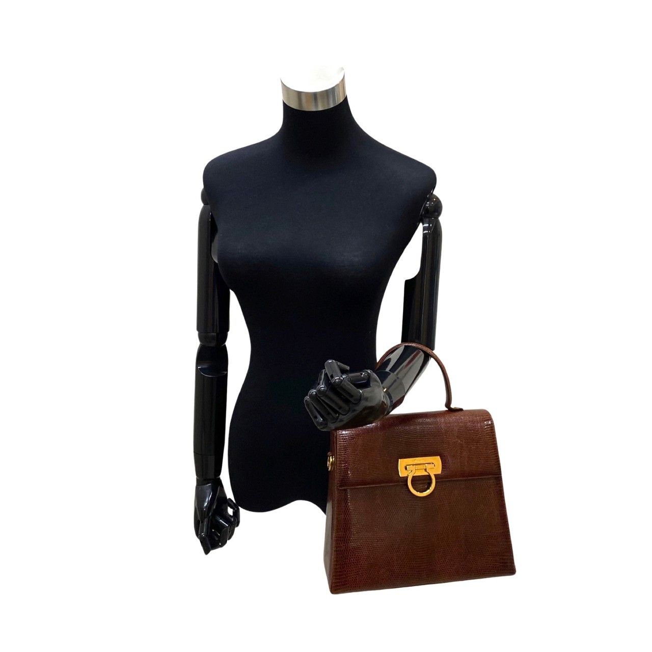ほぼ未使用フェラガモSalvatore Ferragamo 保管袋付 ほぼ未使用フェラガモSalvatore Ferragamo 保管袋付