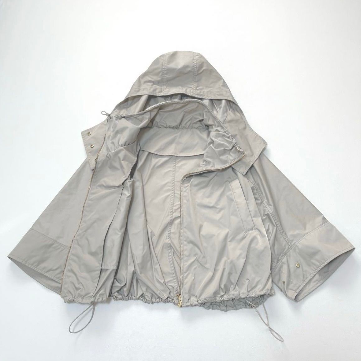 ROPÉ ロペ ギャザーマウンテンパーカー フード取り外し可 ライトグレー レディース 36 雑誌掲載モデル