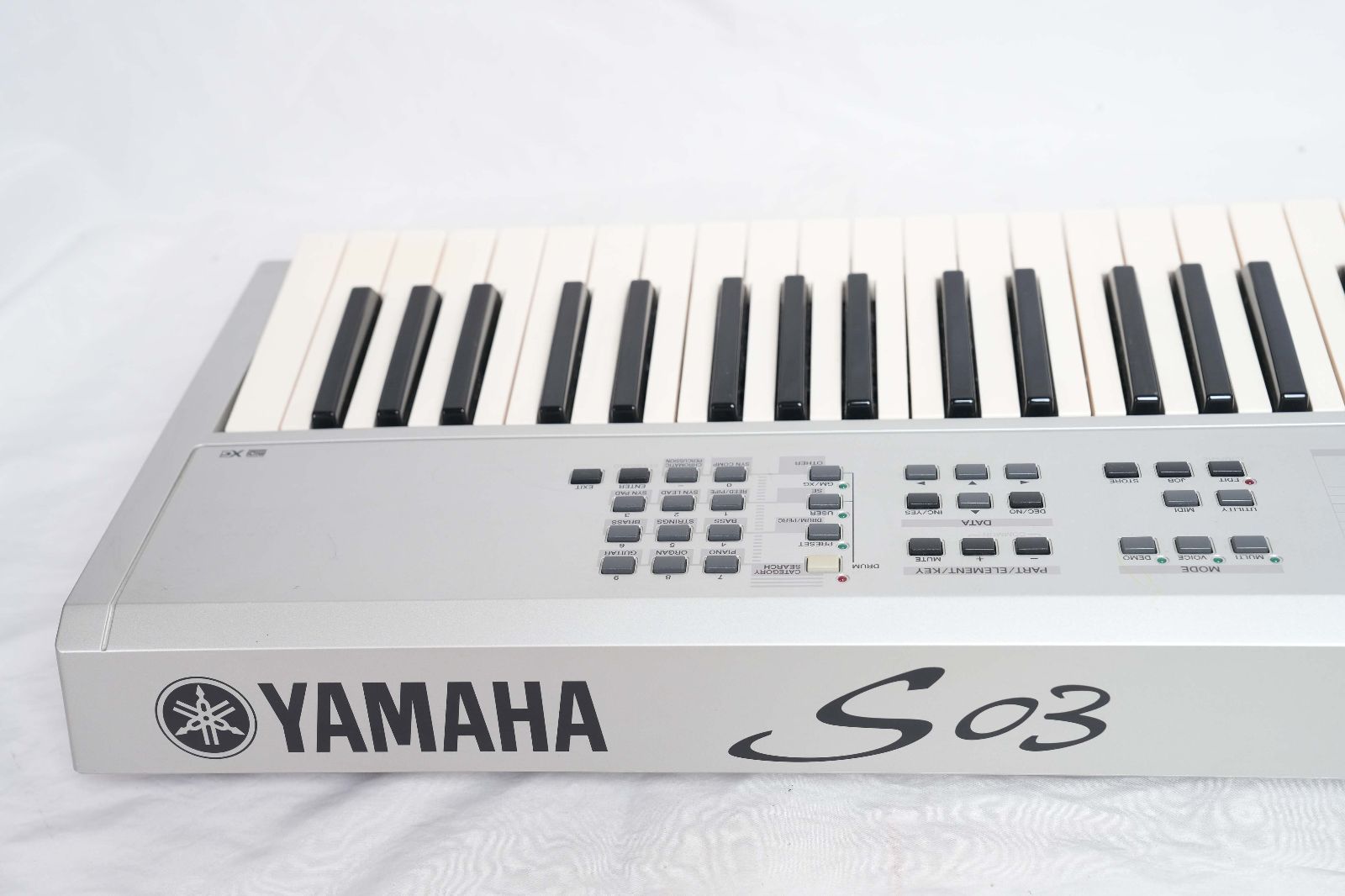 Yamaha S03 シンセサイザー 61鍵盤 Amazon | YAMAHA ミュージックシンセサイザー [S03