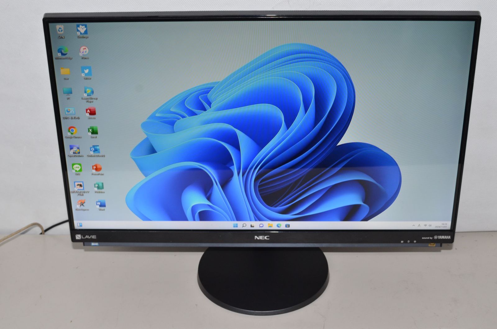 NEC PC-GD359DCAB Core i7 7567U 3.5GHz 8GB ブルーレイ 液晶一